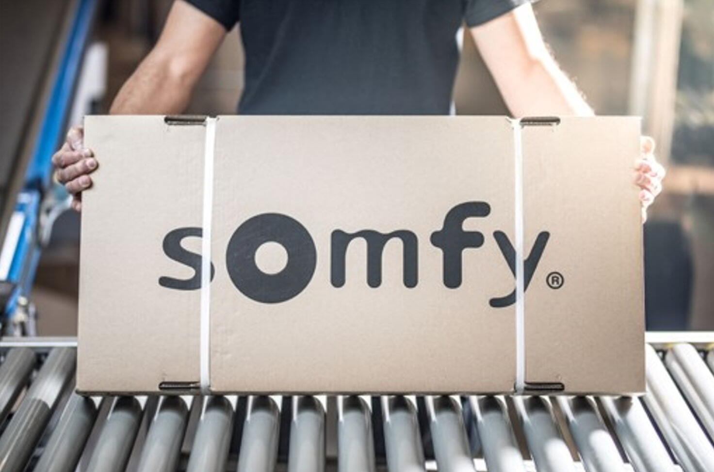 Découvrez le témoignage client de Somfy.