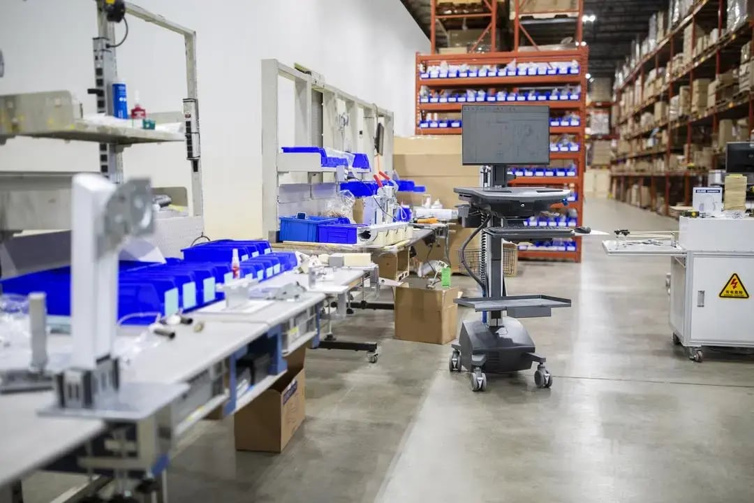 Poste de travail mobile dans un atelier